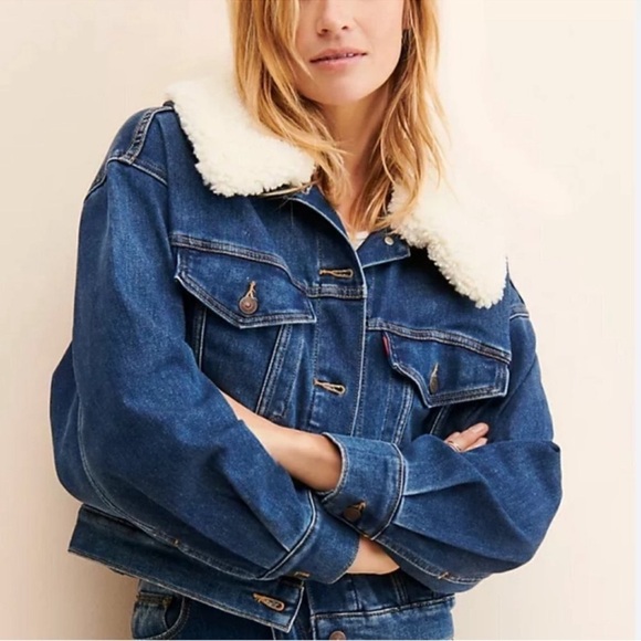 NWT Levi's Denim Jacket Sherpa Fleece Baby Bubble Trucker Jacket Dark Wash Small - Picture 11 of 13